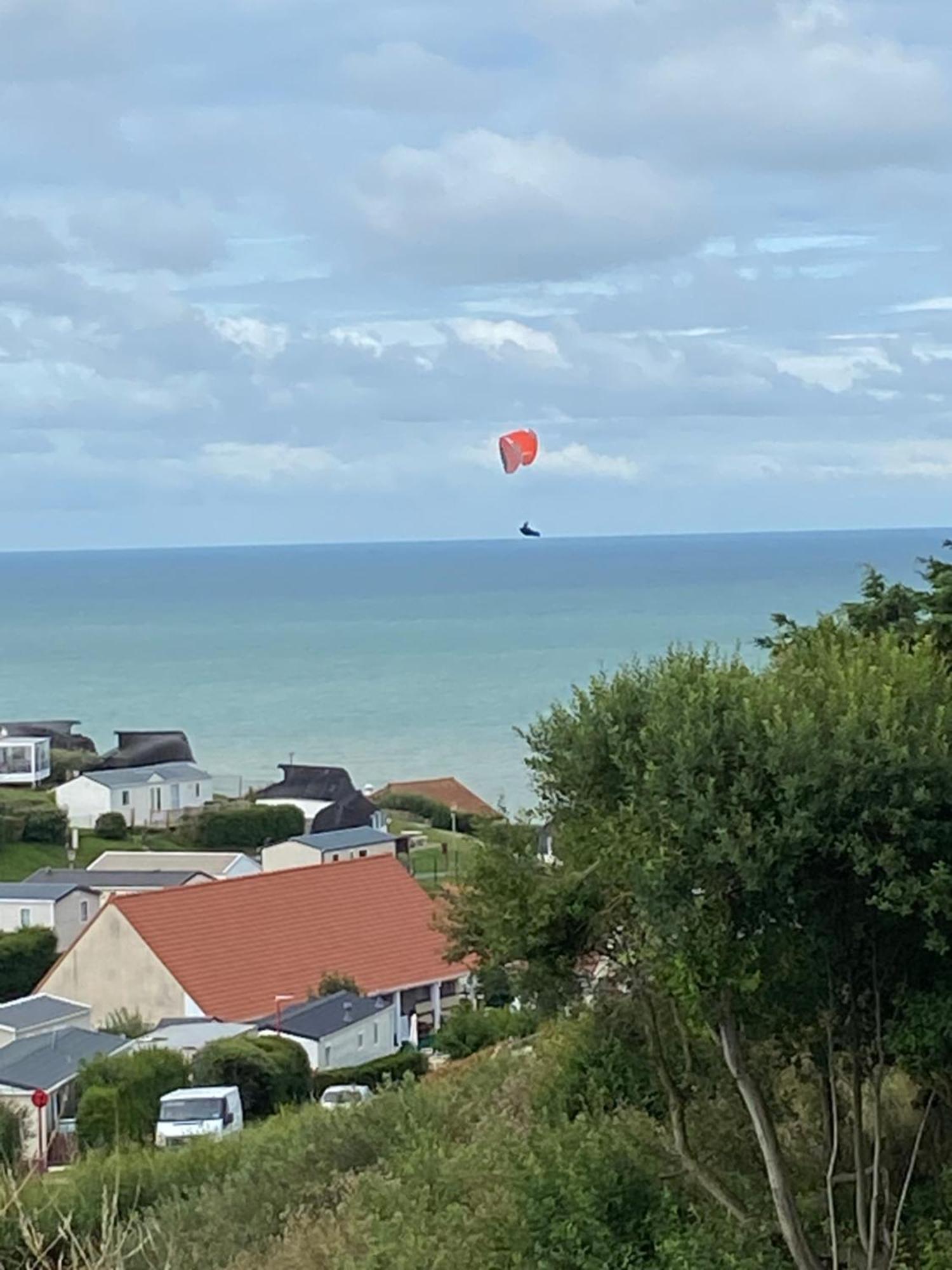 Camping De La Falaise A Equihen Plage Eksteriør bilde